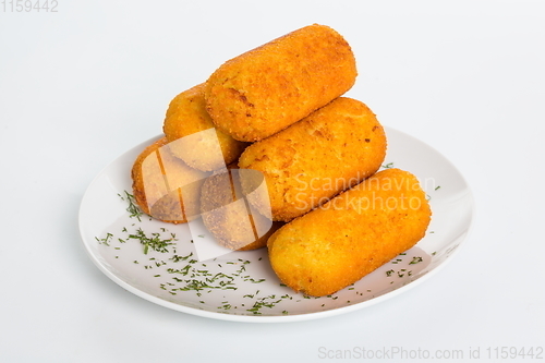 Image of A plate of fried cheese mozzarella cheese sticks