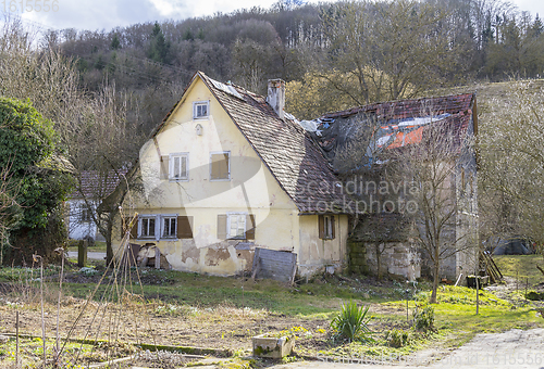 Image of rural farm house