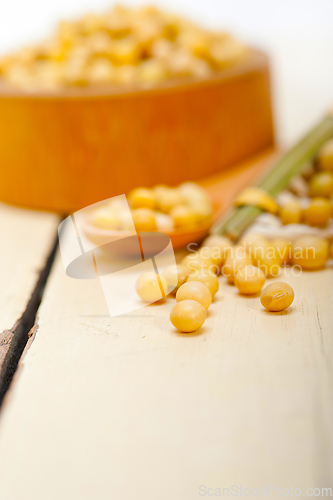 Image of organic soya beans