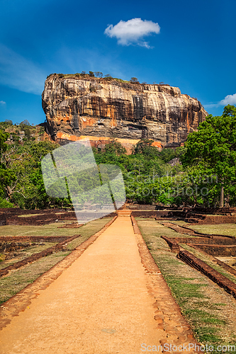 Image of Sigiriya rock, Sri Lanka