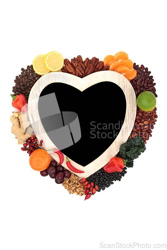 Image of Heart Shape Wreath with Foods High in Flavonoids