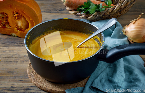 Image of pumpkin cream soup in a pot