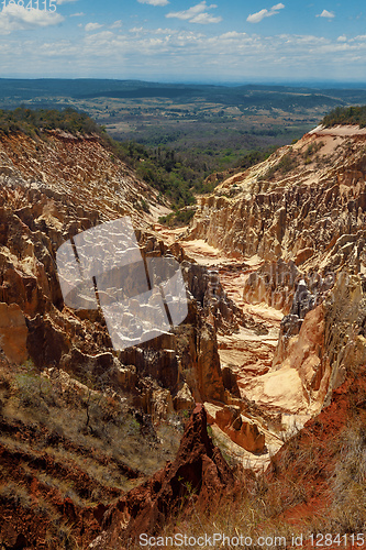 Image of Ankarokaroka canyon in Ankarafantsika, Madagascar