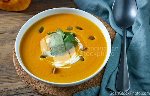 Image of bowl of pumpkin soup