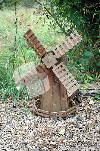 Image of Small windmill.