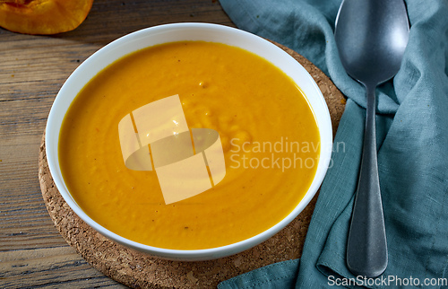 Image of bowl of pumpkin soup