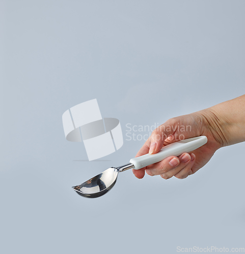 Image of empty ice cream scoop