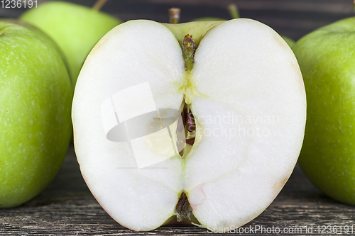 Image of sliced green apple