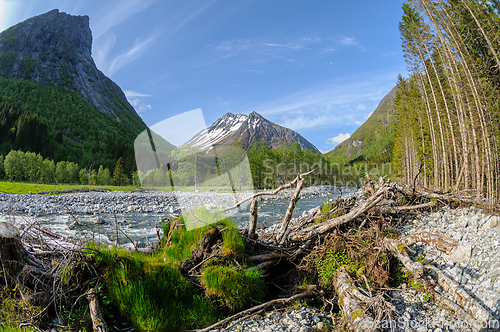 Image of landscape in the mountains