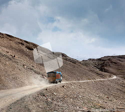 Image of Manali-Leh Road in Indian Himalayas with lorry