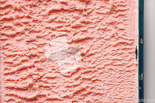 Image of strawberry ice cream