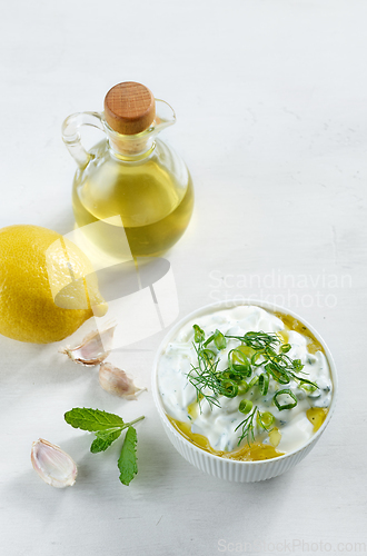 Image of bowl of sour cream or greek yogurt