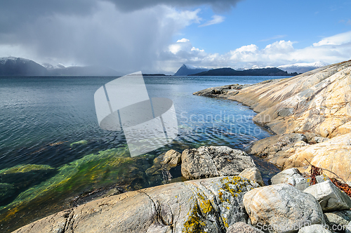 Image of view of the sea from the shore