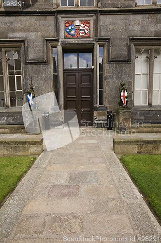 Image of Lion and unicorn guarding University entrance, Aberdeen, UK