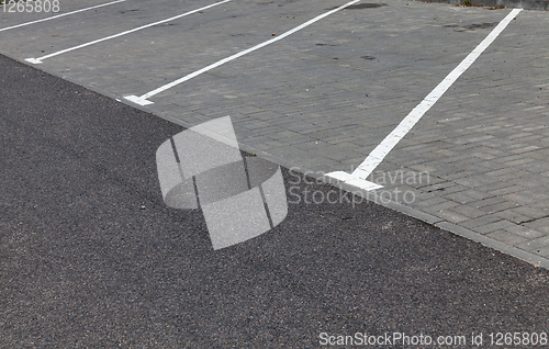 Image of road marking parking