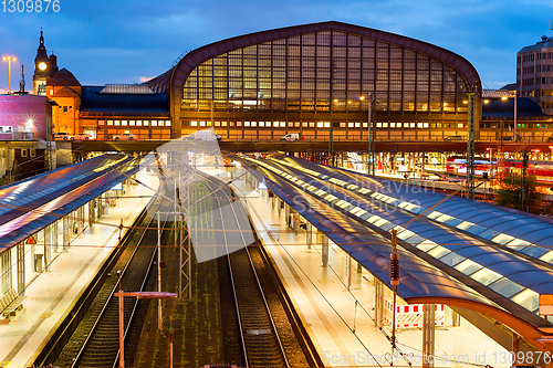 Image of Haburg central railway train station 