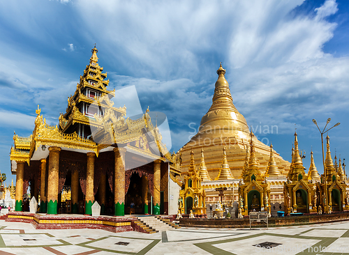 Image of Shwedagon pagoda