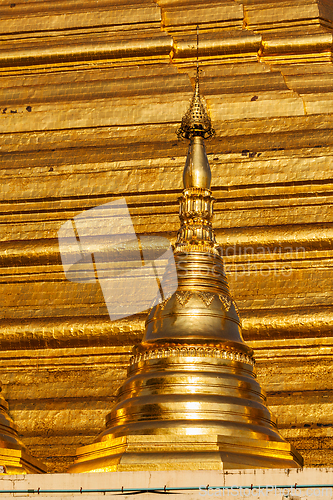 Image of Shwedagon pagoda