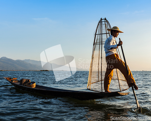 Image of Traditional Burmese fisherman at Inle lake