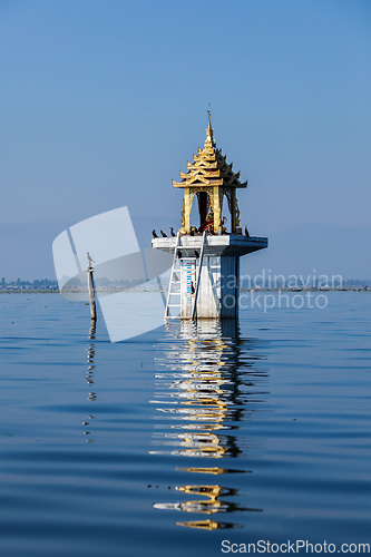 Image of Buddhist shrine lake