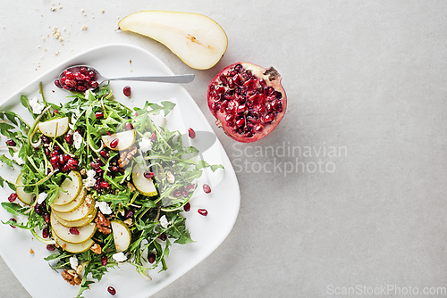 Image of Dandelion salad fruit