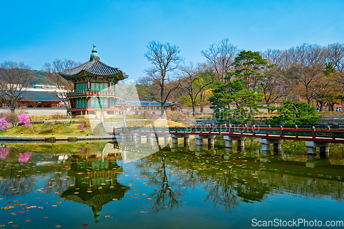 Image of Hyangwonjeong Pavilion, Gyeongbokgung Palace, Seoul, South Korea