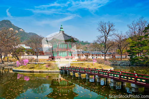 Image of Hyangwonjeong Pavilion, Gyeongbokgung Palace, Seoul, South Korea