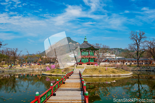 Image of Hyangwonjeong Pavilion, Gyeongbokgung Palace, Seoul, South Korea