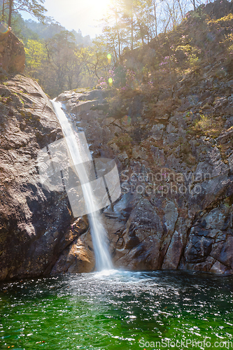 Image of Biryong Falls watrefall