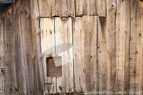 Image of old barn wooden entrance