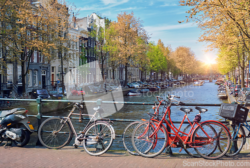 Image of Amterdam canal, bridge and medieval houses