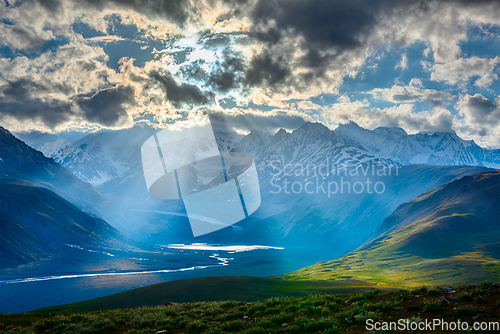 Image of HImalayan landscape with Himalayas mountains