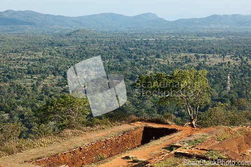 Image of Ruins on top of Sigiriya rock