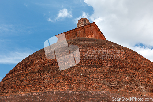 Image of Jetavaranama dagoba (stupa). Anuradhapura, Sri Lanka