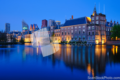 Image of Hofvijver lake and Binnenhof , The Hague