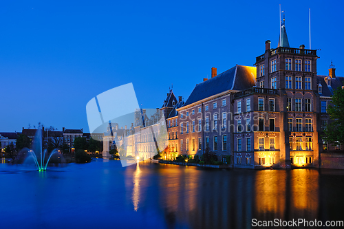 Image of Hofvijver lake and Binnenhof , The Hague