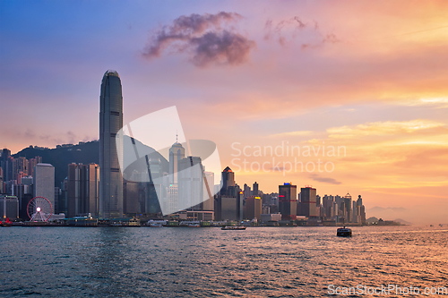 Image of Junk boat in Hong Kong Victoria Harbour