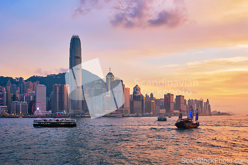 Image of Junk boat in Hong Kong Victoria Harbour