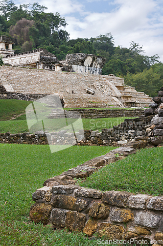 Image of Ancient Mayan ruins in Palenke. Mexico