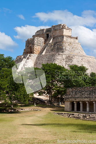 Image of Mayan pyramid (Pyramid of the Magician, Adivino) in Uxmal, Mexic