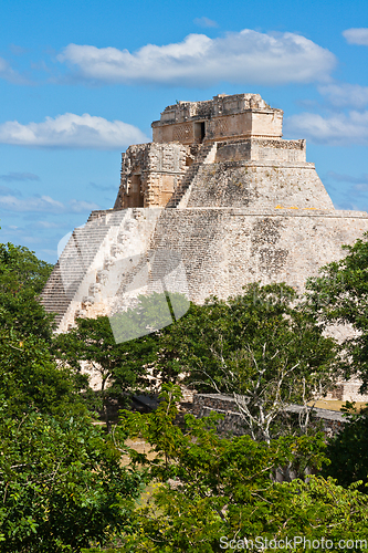 Image of Mayan pyramid (Pyramid of the Magician, Adivino) in Uxmal, Mexic