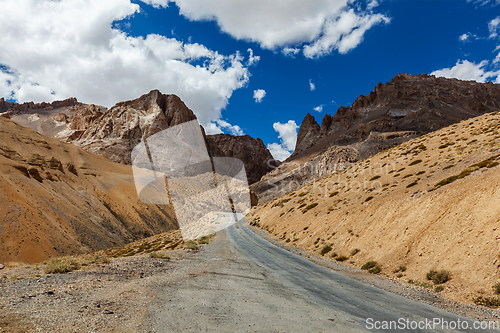 Image of Manali-Leh road