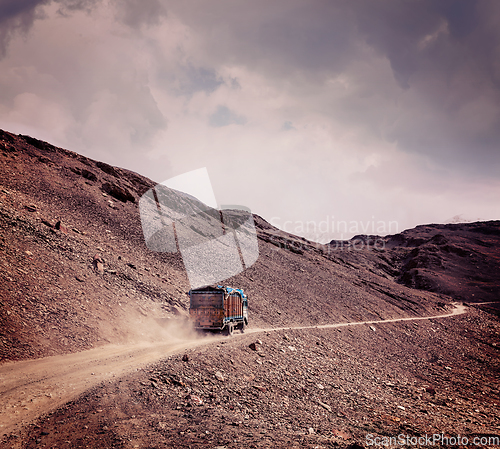 Image of Manali-Leh Road in Indian Himalayas with lorry