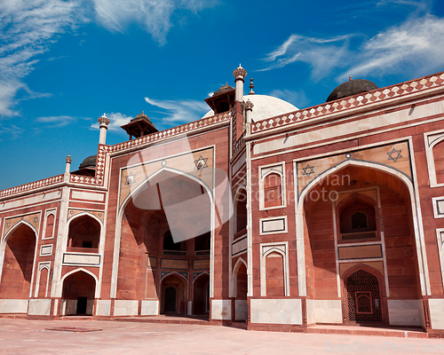 Image of Humayun's Tomb, Delhi, India