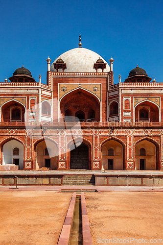 Image of Humayun's Tomb in Delhi, India