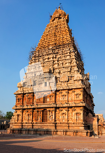 Image of Brihadishwarar Temple tower (vimana). Thanjavur, Tamil Nadu, India