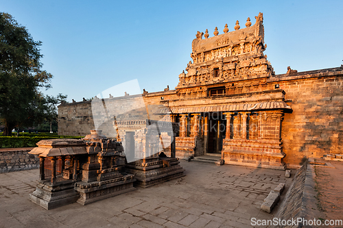 Image of Entrance gopura (tower) of Airavatesvara Temple, Darasuram