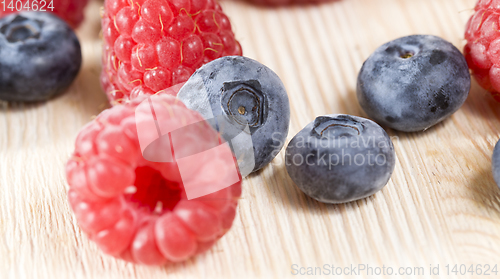 Image of raspberry with blueberry