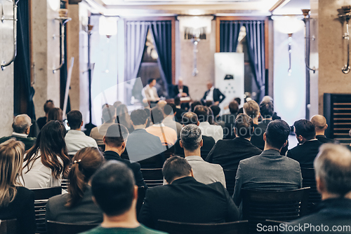 Image of Round table discussion at business conference event.