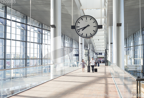 Image of Couple Kastrup airport hall  Copenhagen